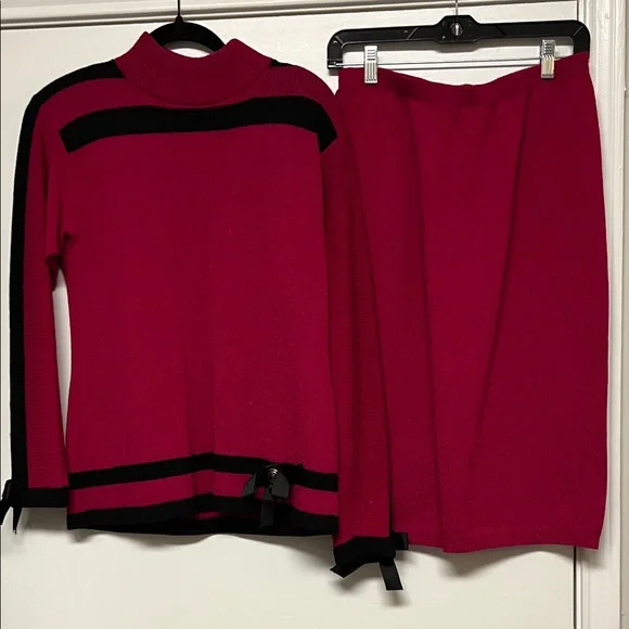 Helen HSU NY: Two piece sweater and skirt set - Picture 2 of 6